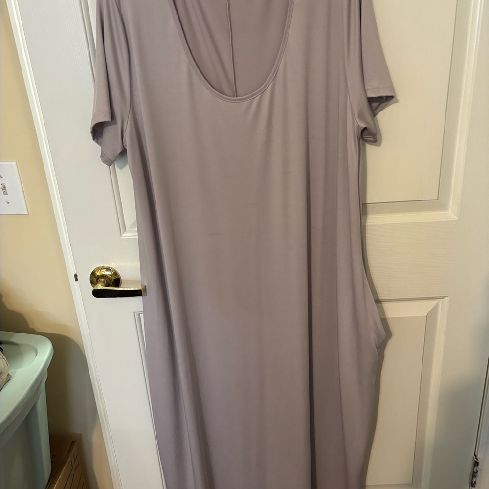 Elegant Lavender Women's Dress